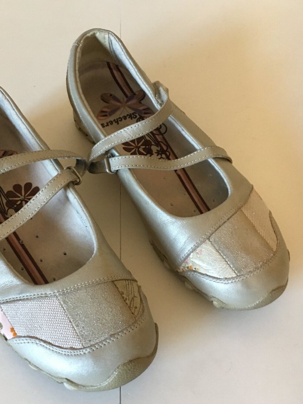 Skechers Mary Jane Shoes 7 Patchwork Beige Gold Neutral Floral Flats Leather y2k - Picture 8 of 8